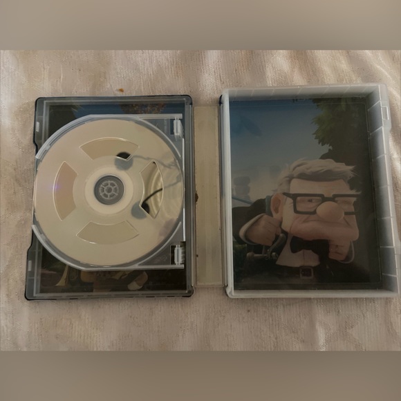 UP Bluray Jumbo Steelbook. Disney Pixar, 4 Disc, Good Condition - Picture 2 of 6